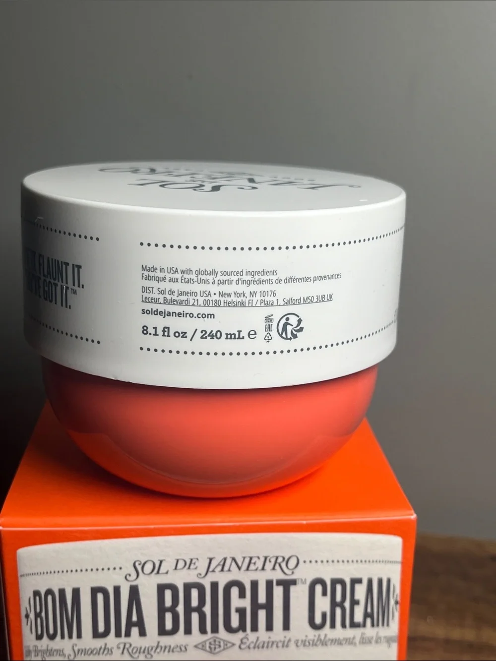 Sol de Janeiro brightening body
